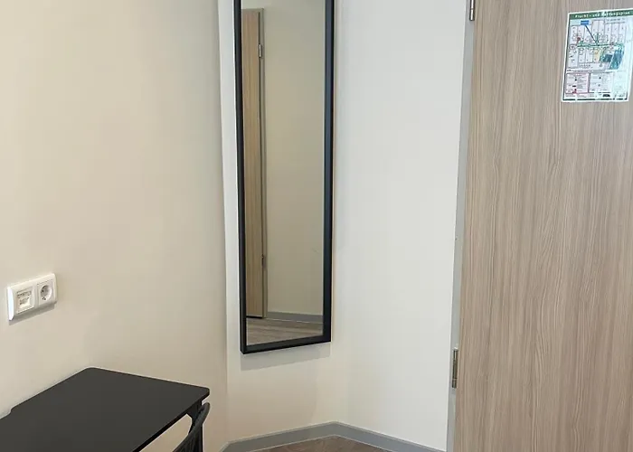Motel Blue - Minimalist Boutique Hotel